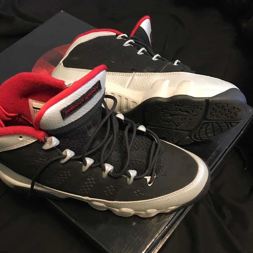 Jordan Kilroy these are a size 5.5 big kid